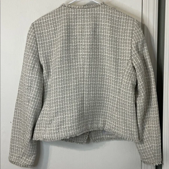 Ann Taylor Fringe Tweed Shawl Collar Blazer Light Gray & White Size 10 - Picture 6 of 7